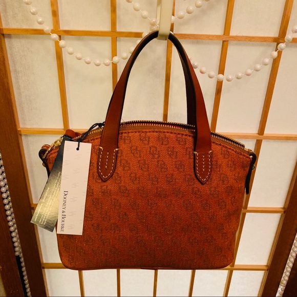 🆕 DOONEY & BOURKE SMALL RUBY PURSE - Picture 6 of 8